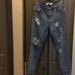 Brandy Melville Distressed Boyfriend Jean